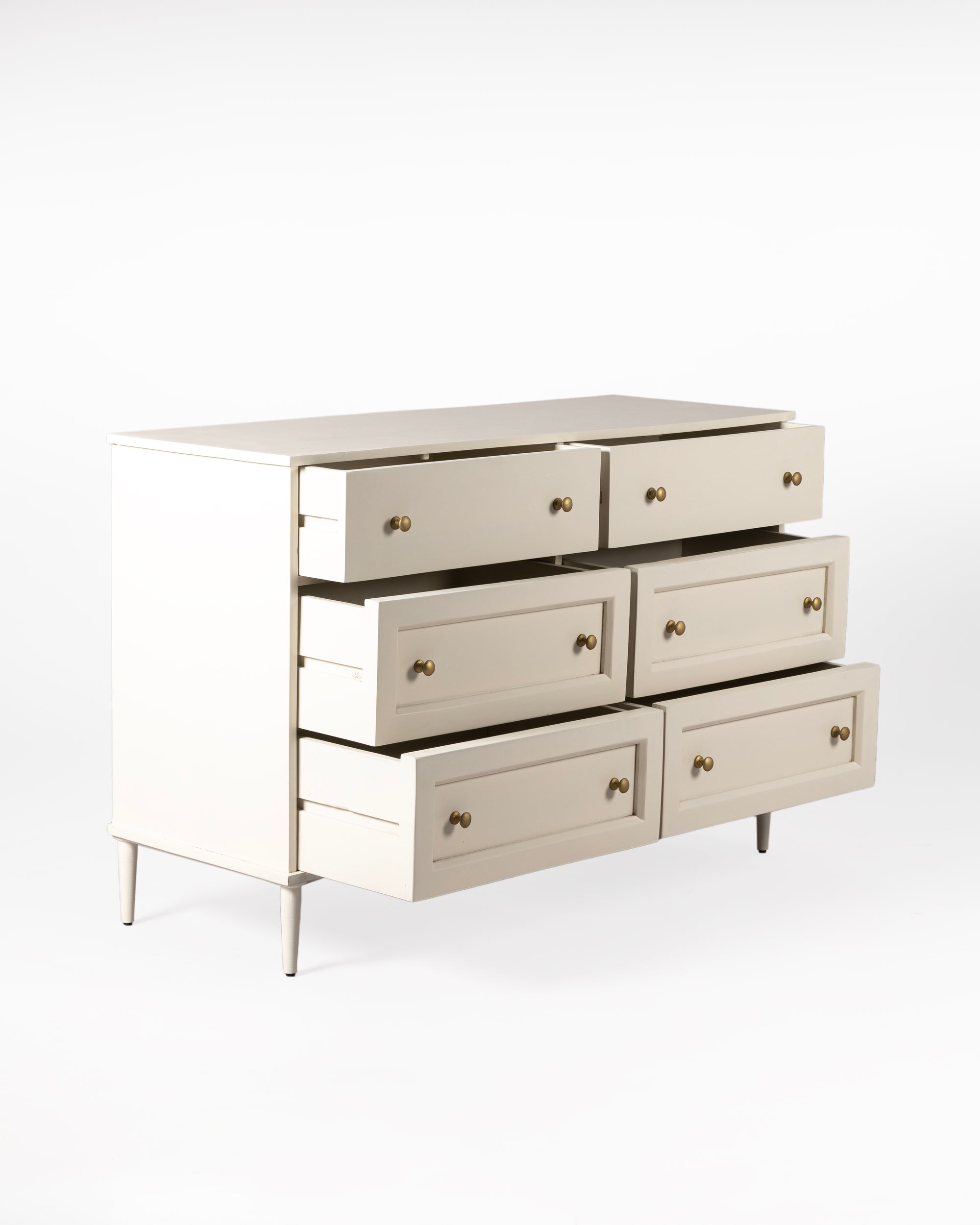Grobin Chest of Drawer