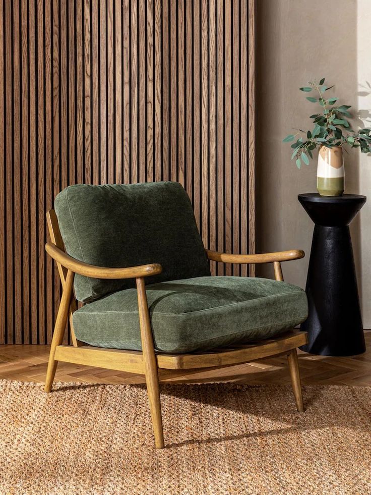 Neo Arm Chair